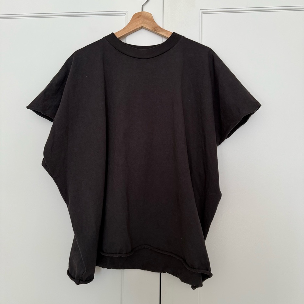 YZY One Box T - size 2 - Picture 4 of 5
